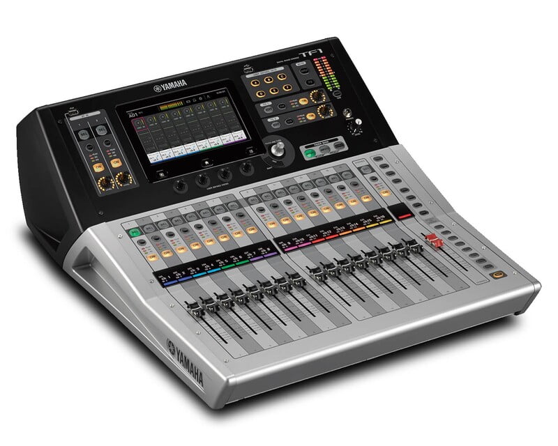 Yamaha TF1 32 Mono+2 Stereo+2 Return 17 Fader Digital Console Yamaha TF1 32 Mono+2 Stereo+2 Return 17 Fader Digital Console
